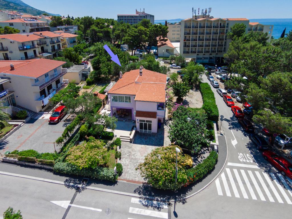 Apartments Villa Lilla Baška Voda Esterno foto